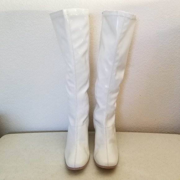 Funtatsma GoGo Boot White 6 Stretch Patent 3" Heel - Picture 2 of 7
